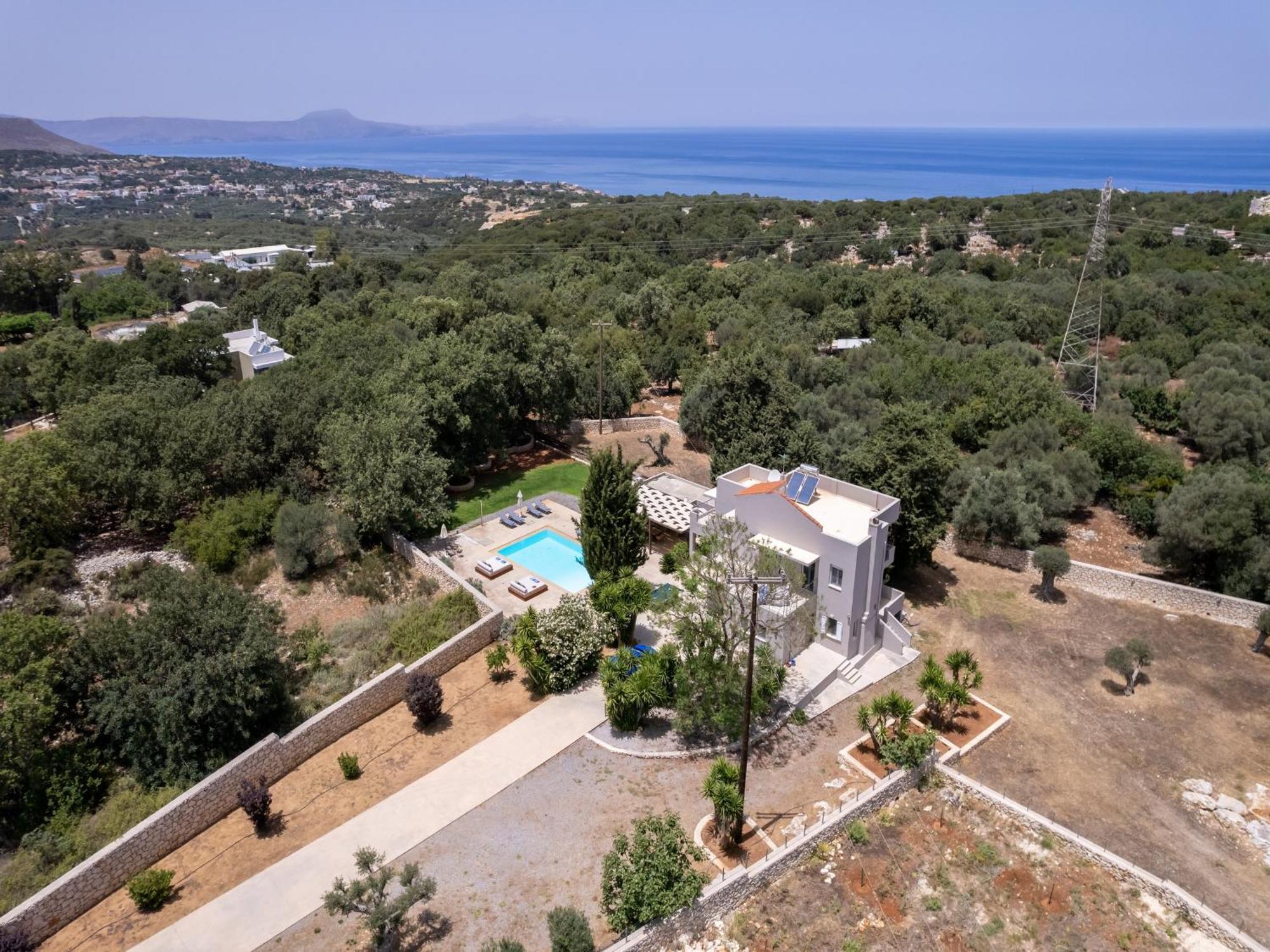 Villa Ellie - Heated Pool, Playground, Garden & Bbq! Vederoi Exterior foto